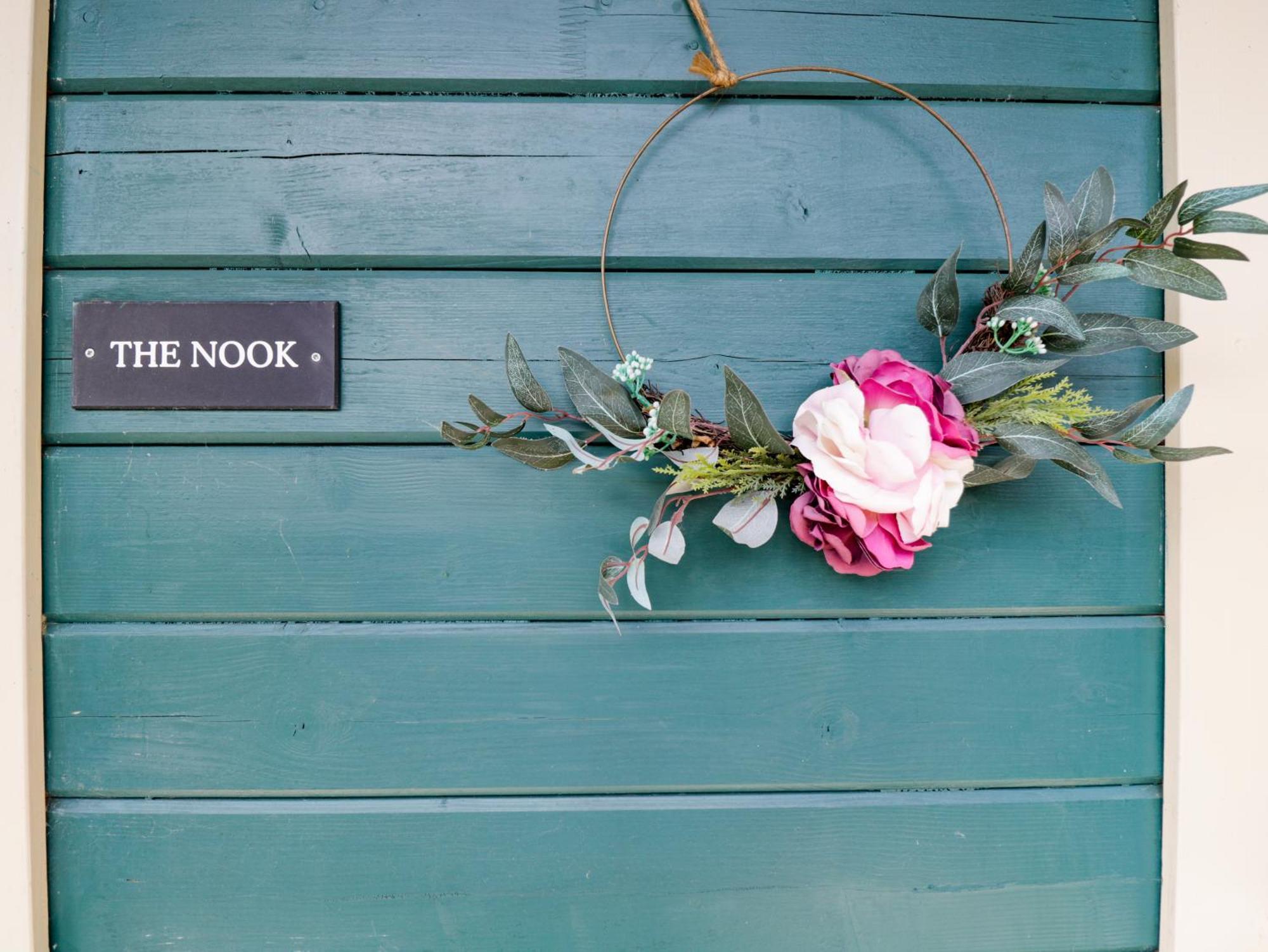 The Nook Villa Swindon Dış mekan fotoğraf
